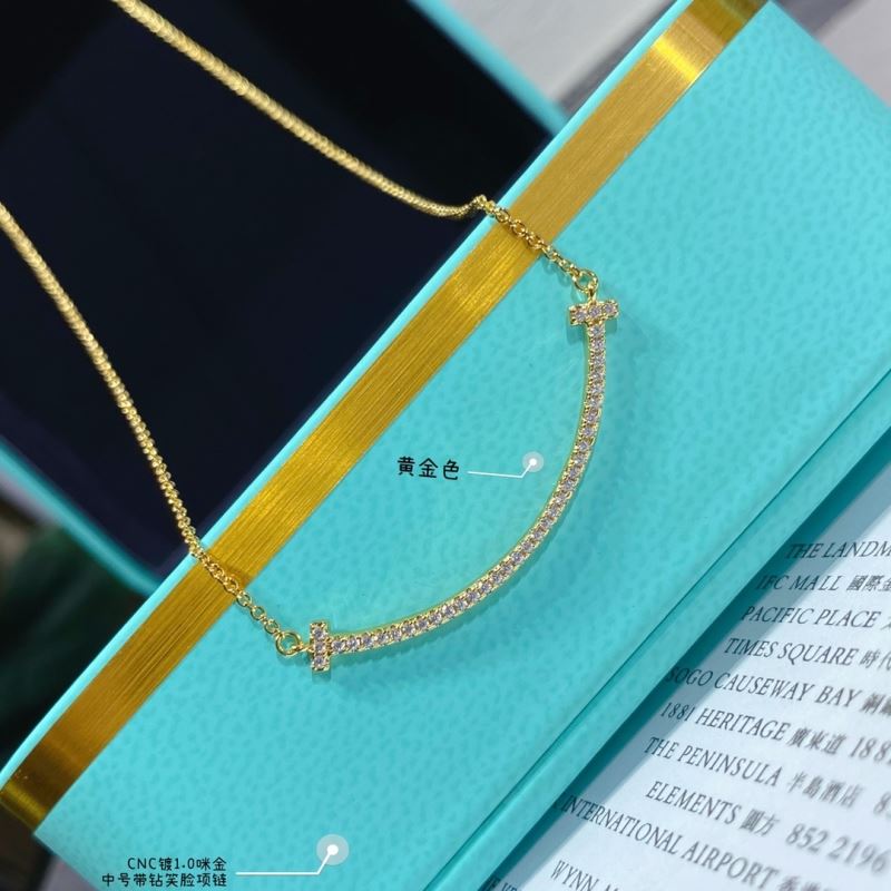 T*f*ny necklaces